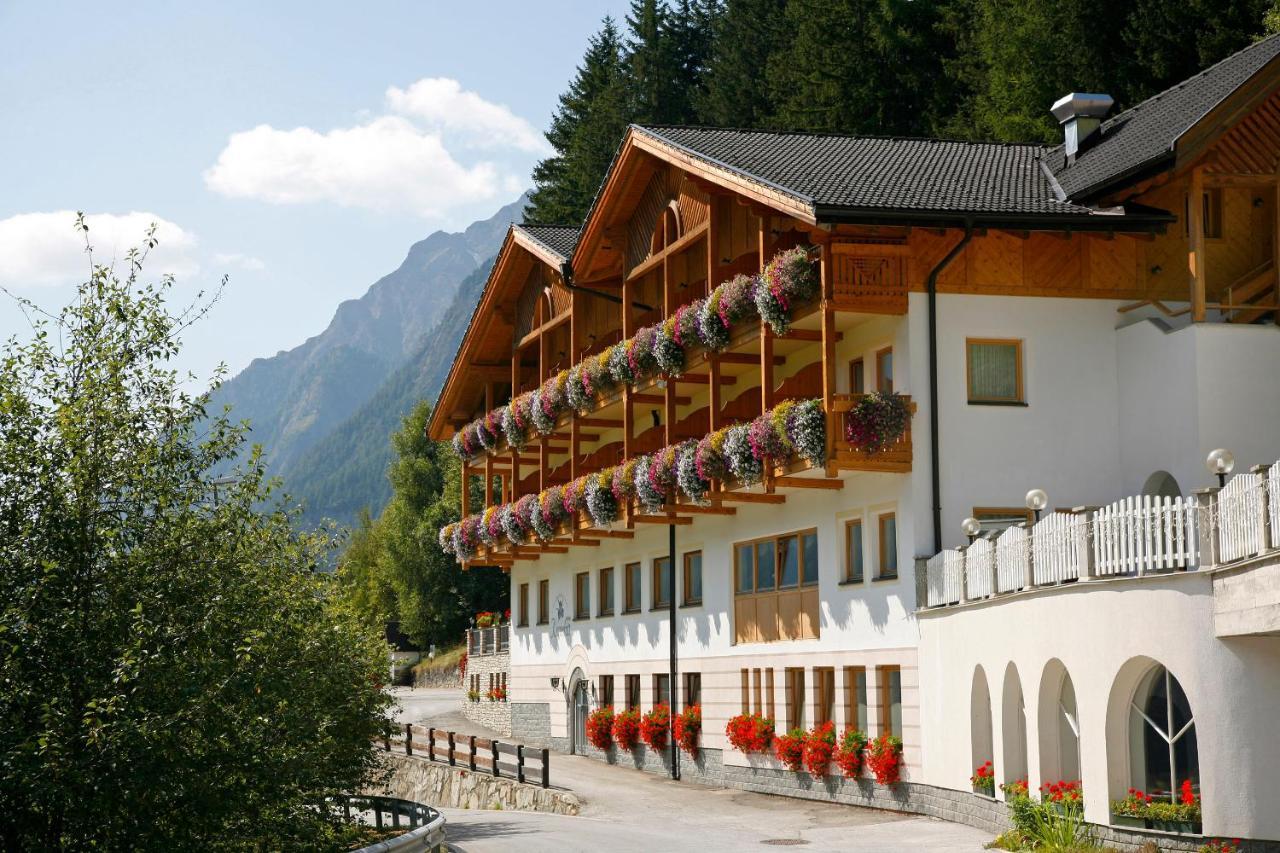 Hotel Kranebitt 瓦尔蒂维茨 外观 照片