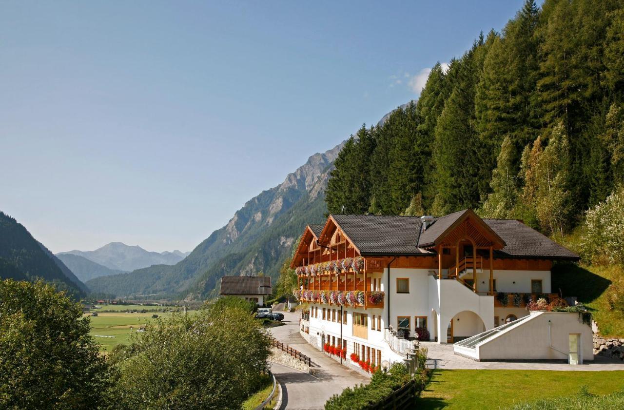 Hotel Kranebitt 瓦尔蒂维茨 外观 照片
