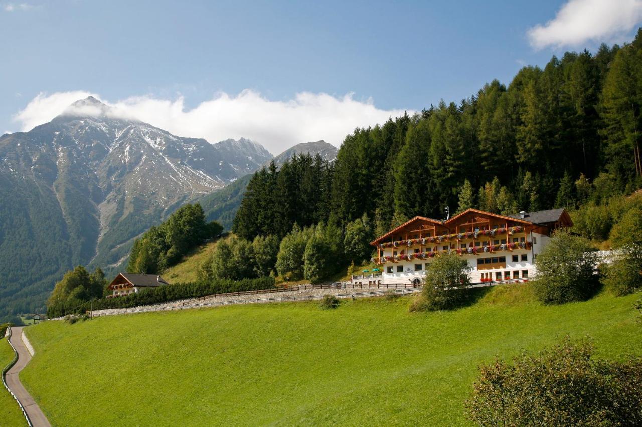 Hotel Kranebitt 瓦尔蒂维茨 外观 照片