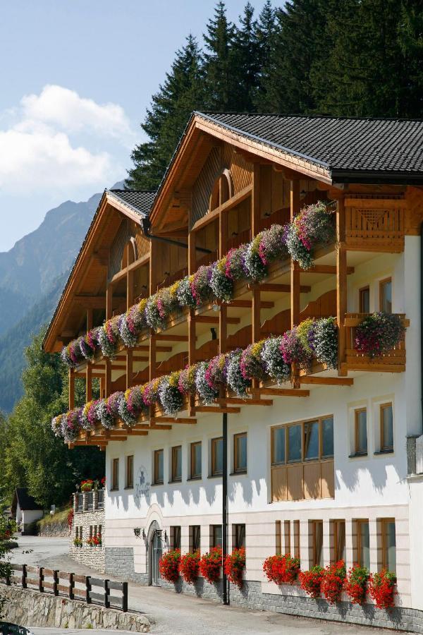 Hotel Kranebitt 瓦尔蒂维茨 外观 照片