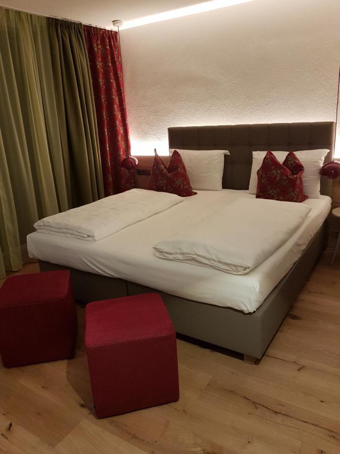 Hotel Kranebitt 瓦尔蒂维茨 外观 照片